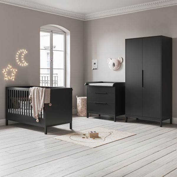 Babyzimmer Set 3-teilig in Schwarz aus Holz von Petite Amélie