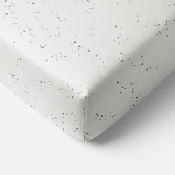 Bettlaken mit Sternen 60x120 cm aus Baumwolle in Off-White von Petite Amélie 