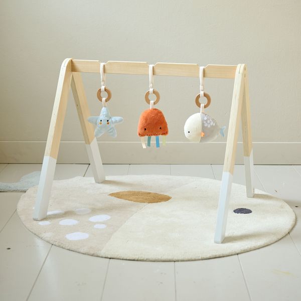 Spieltrapez Baby aus Holz in Weiß 60x50x48 cm in Natur von Petite Amélie 